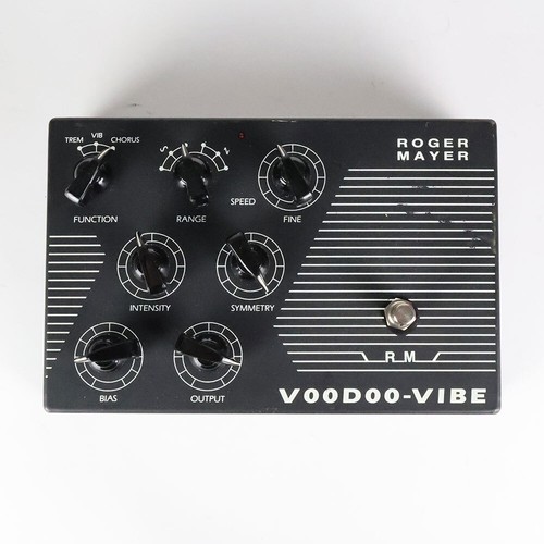 Tremolo chorus vibrato - tremolo,